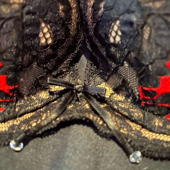 VICTORIA’S SECRET🖤 Bra - Picture 4 of 6